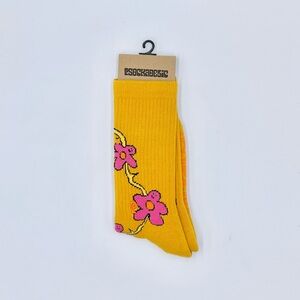 NEW Psockadelic Franky’s Flowers Cartoon Graphic Yellow Pink Crew Socks Adult OS